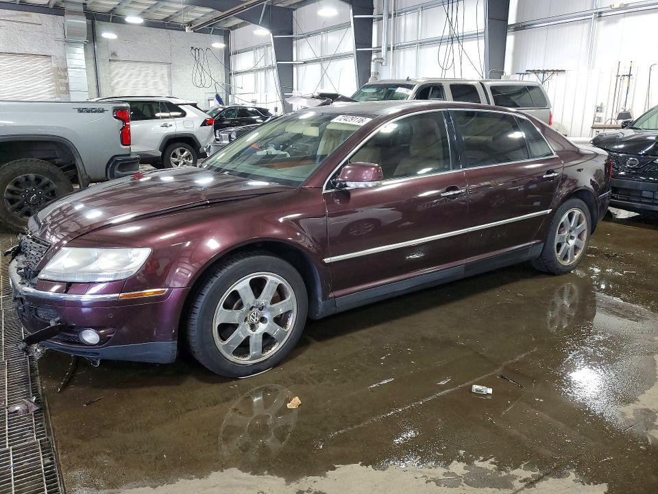 2004 VOLKSWAGEN PHAETON 42  