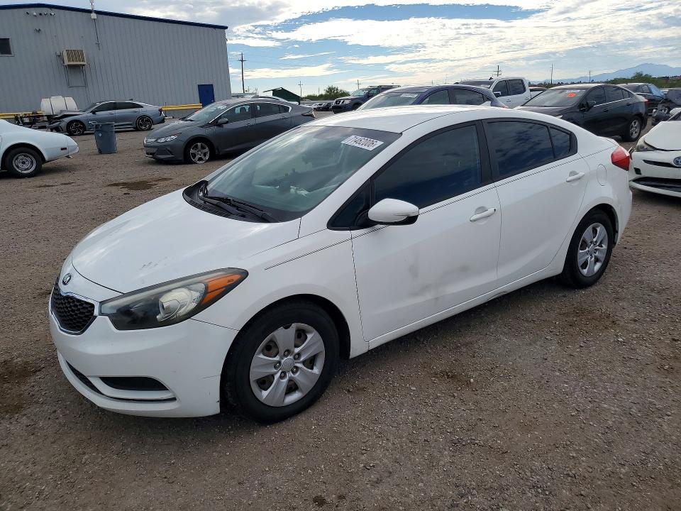 2016 KIA FORTE LX  