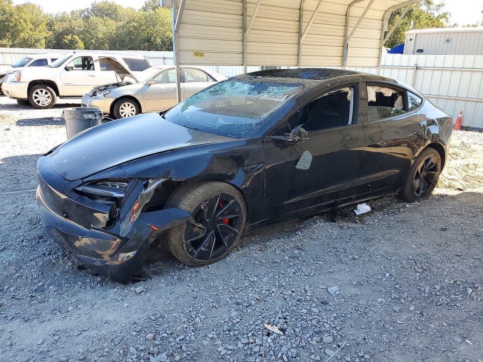 2024 TESLA MODEL 3   