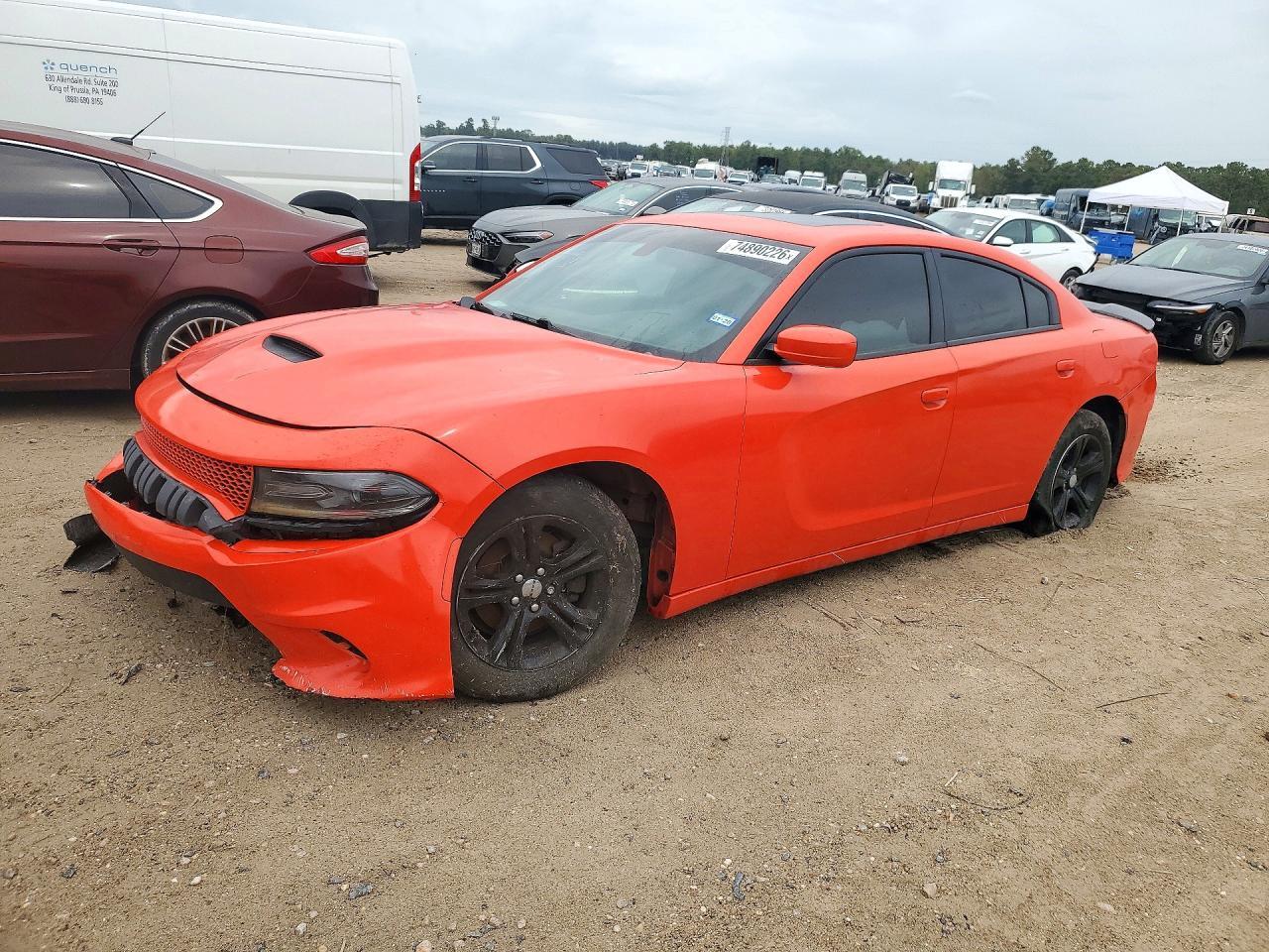 Вид 2019 DODGE CHARGER SXT, угол 1