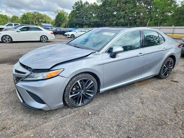 2020 TOYOTA CAMRY XSE  