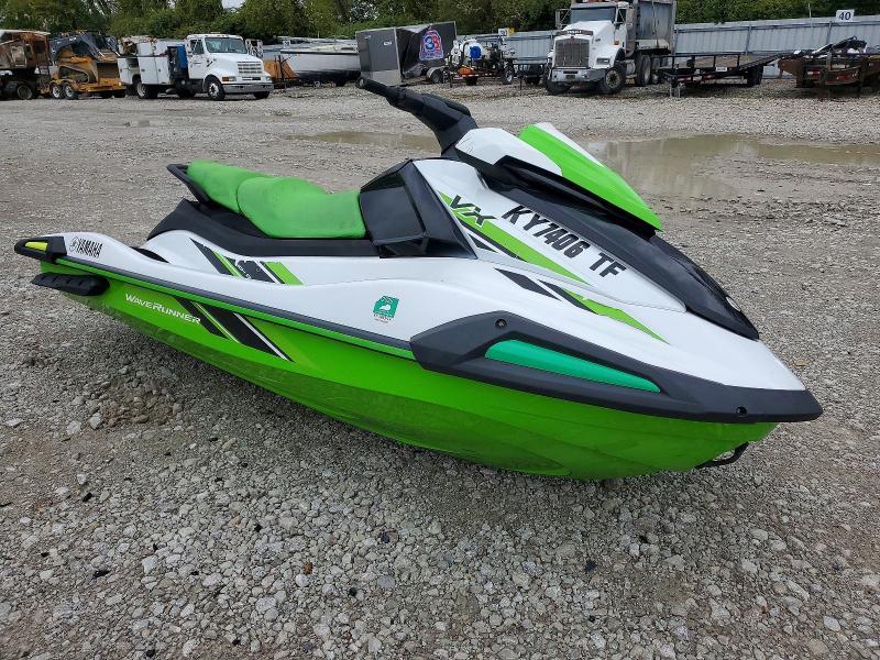 2022 YAMAHA VX WAVE RUNNER JET SKI