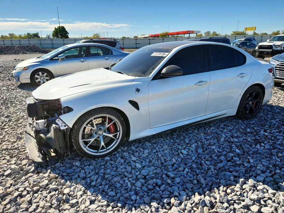 2019 ALFA ROMEO GIULIA QUADRIFOGLIO  