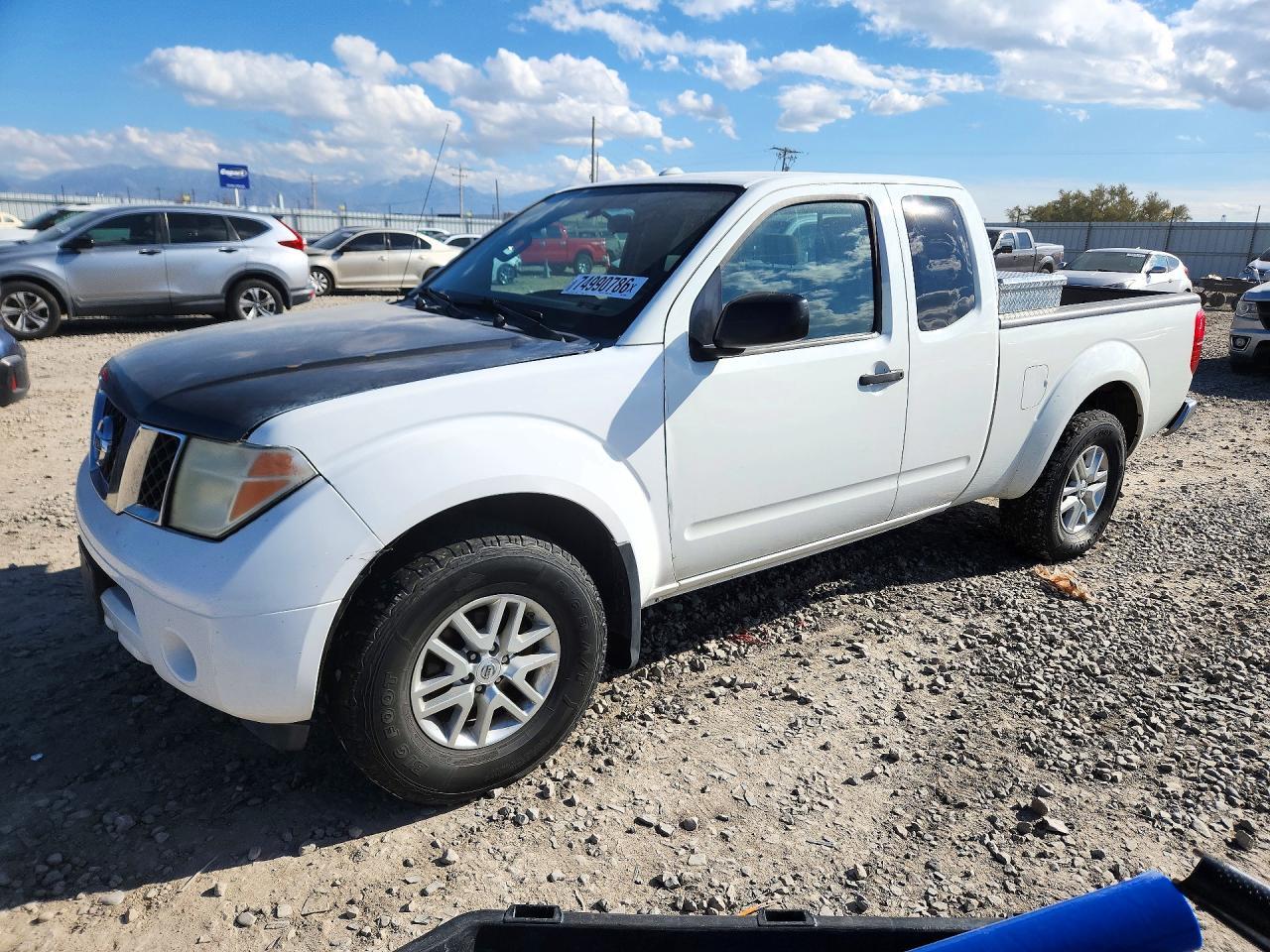 Vedere 2015 NISSAN FRONTIER SV V6, unghi 1