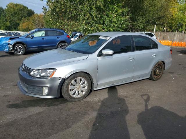 2015 VOLKSWAGEN JETTA SE  