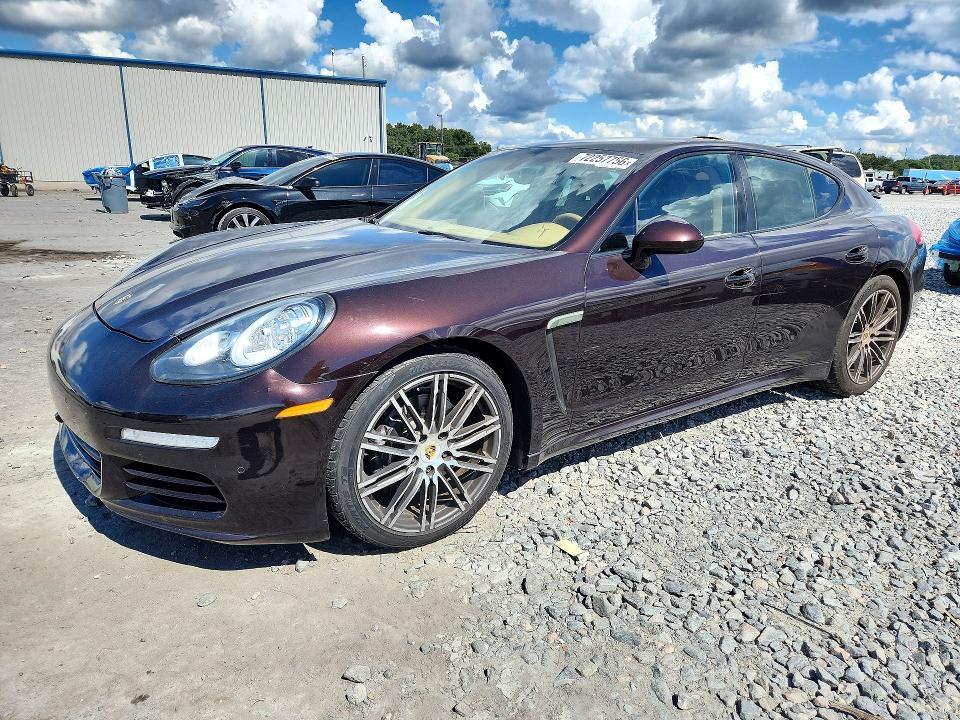 2016 PORSCHE PANAMERA 2  