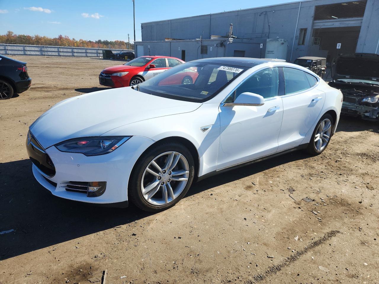 منظر 2013 TESLA MODEL S، زاوية 1
