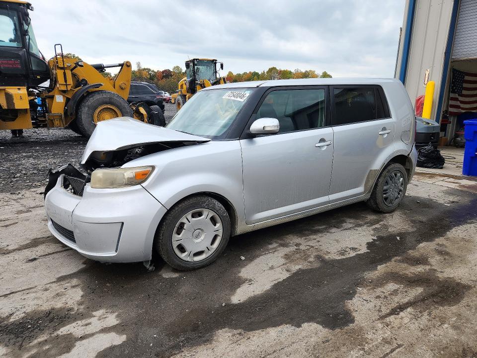 2011 TOYOTA SCION   