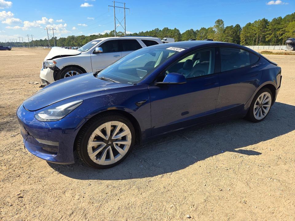 2022 TESLA MODEL 3   