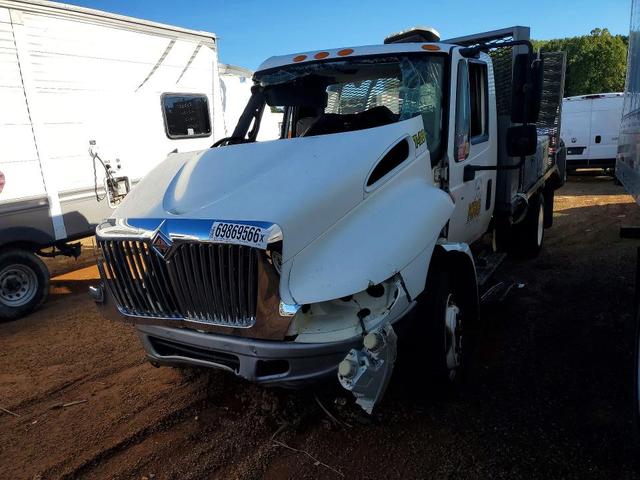 2005 INTERNATIONAL 4000 4300  