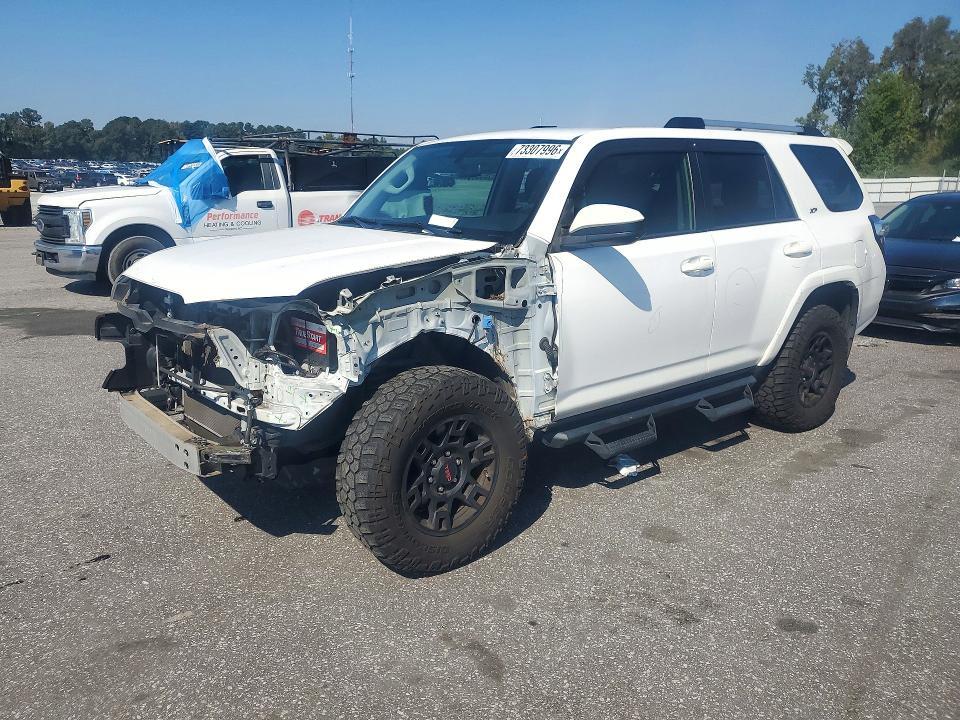 2019 TOYOTA 4RUNNER SR5  