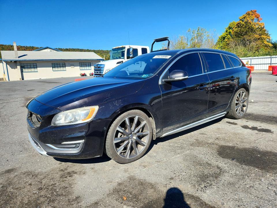 2015 VOLVO V60 PREMIER  