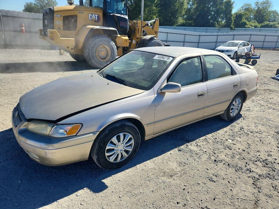 1999 TOYOTA CAMRY LE  