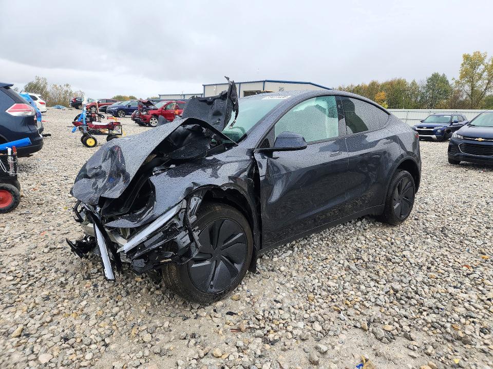 2026 TESLA MODEL Y   