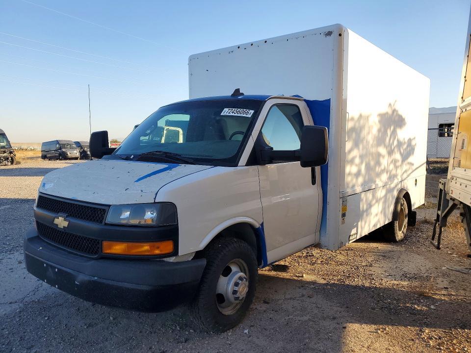 2019 CHEVROLET EXPRESS - BOX TRUCK