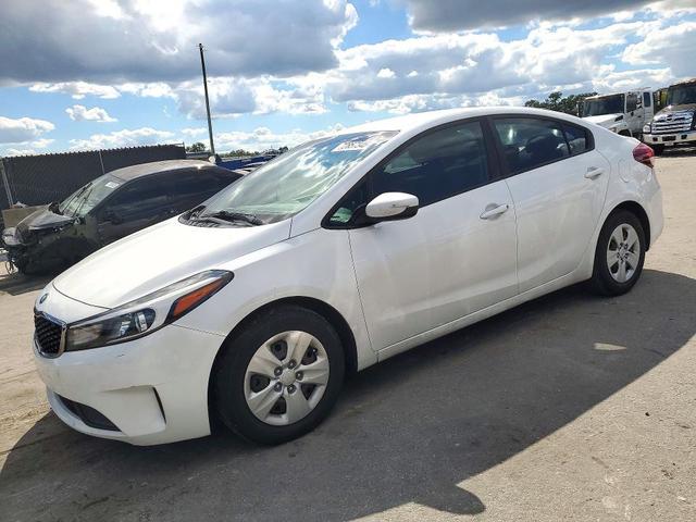 2017 KIA FORTE LX  