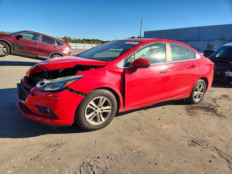 2018 CHEVROLET CRUZE LT  