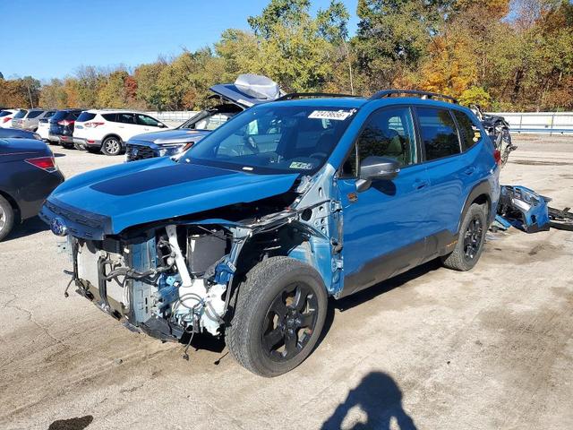 2022 SUBARU FORESTER