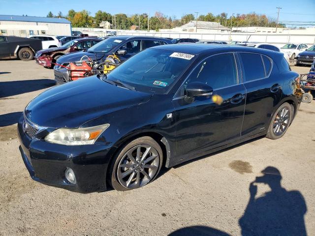 2013 LEXUS CT 200