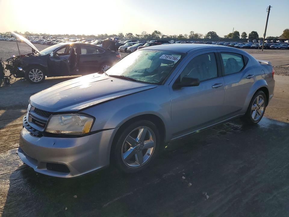 2014 DODGE AVENGER SE  