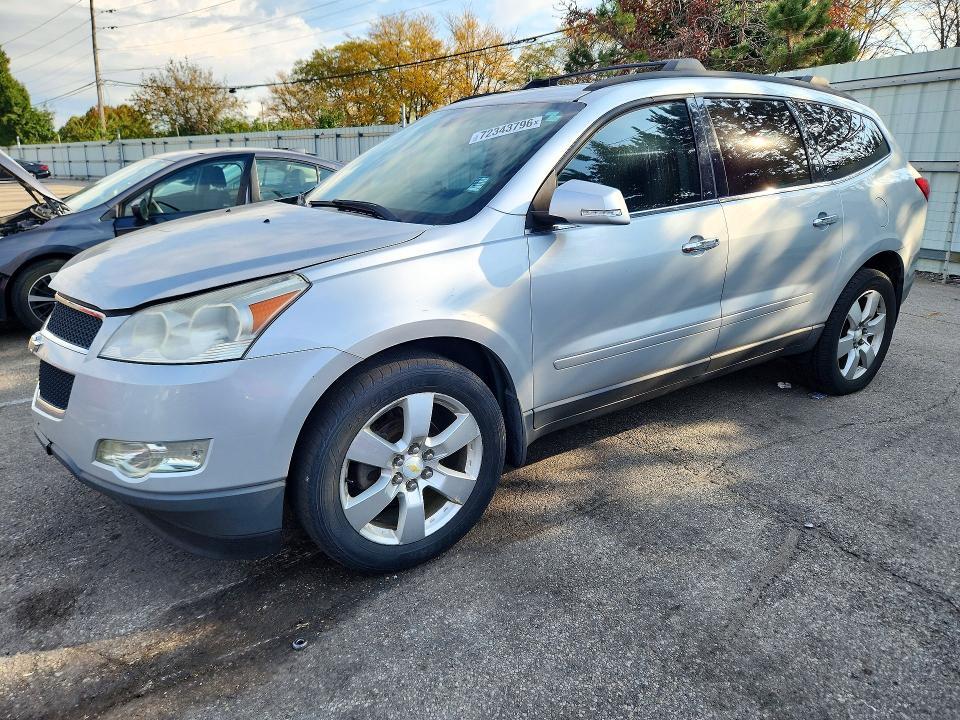 2012 CHEVROLET TRAVERSE LT  