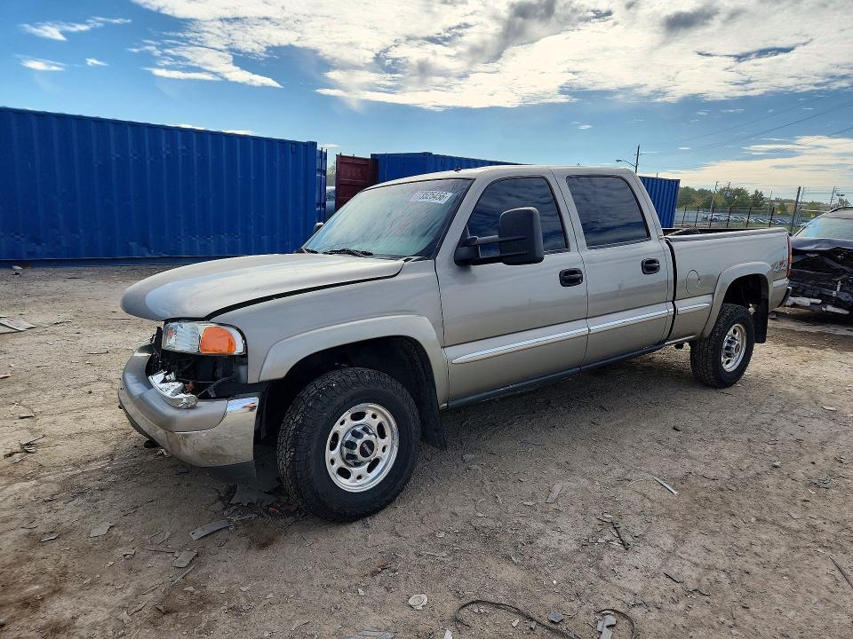 2002 GMC SIERRA   