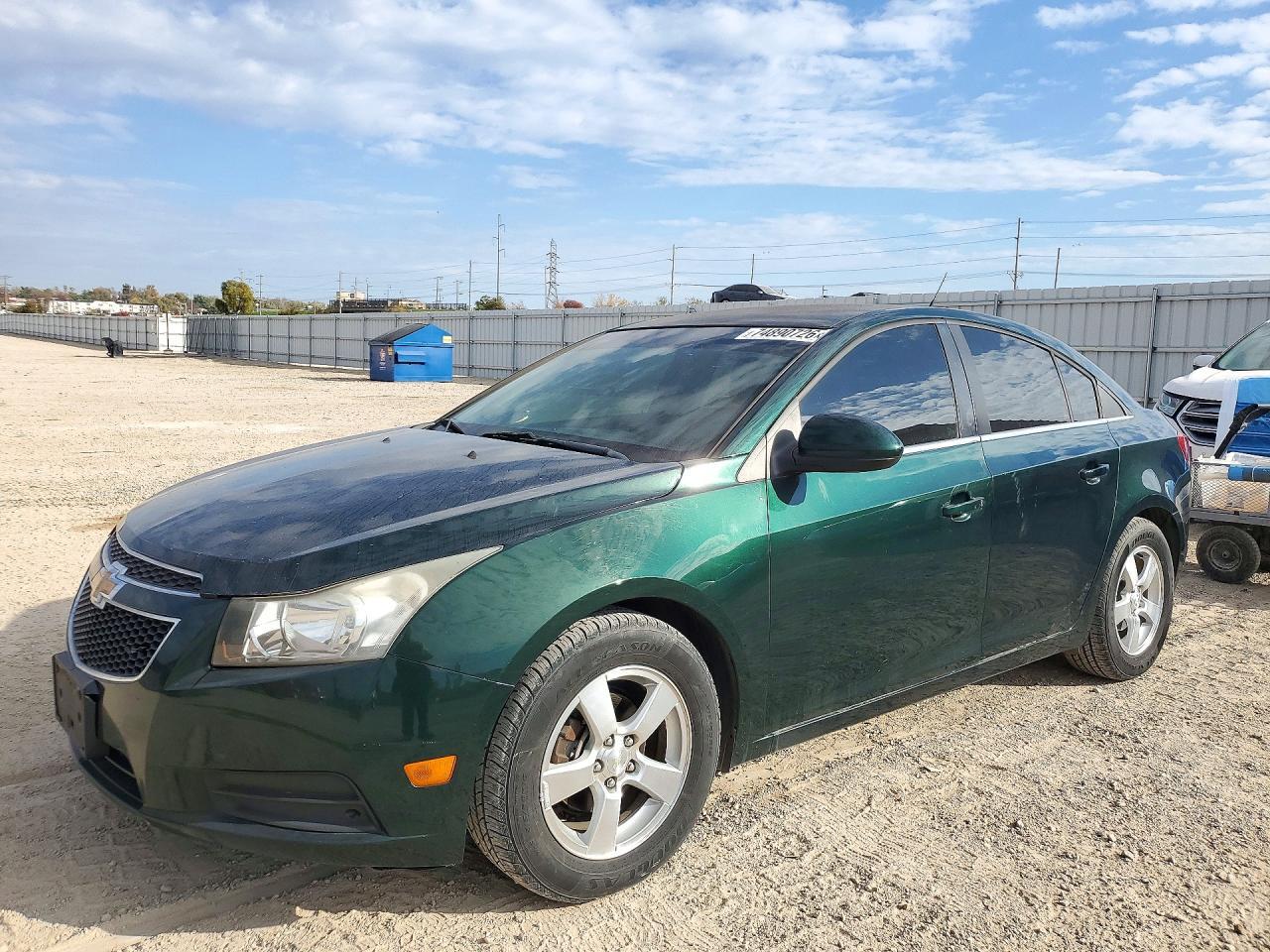 Vue de 2014 CHEVROLET CRUZE LT, angle 1
