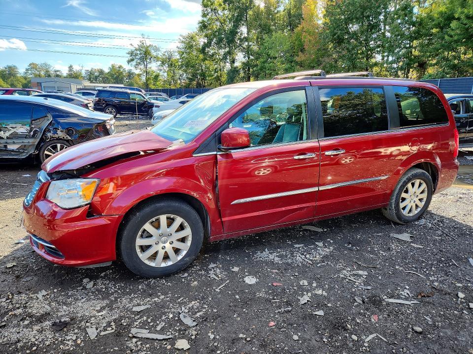 2016 CHRYSLER TOWN & COUNTRY TOURING  