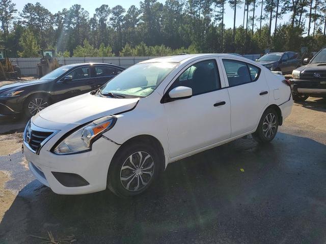 2019 NISSAN VERSA