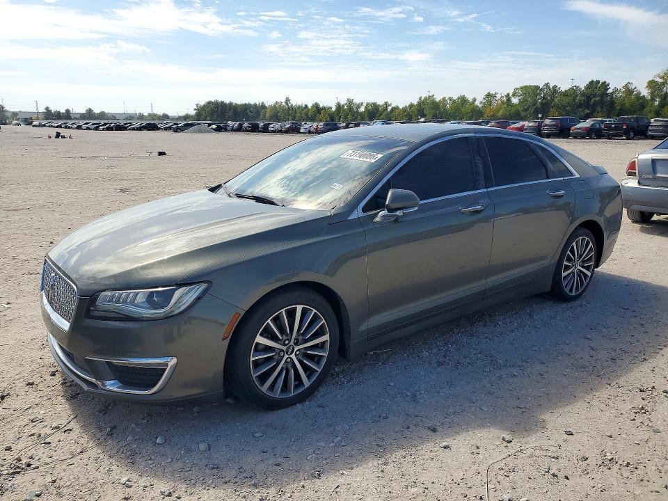2017 LINCOLN MKZ PREMIERE  