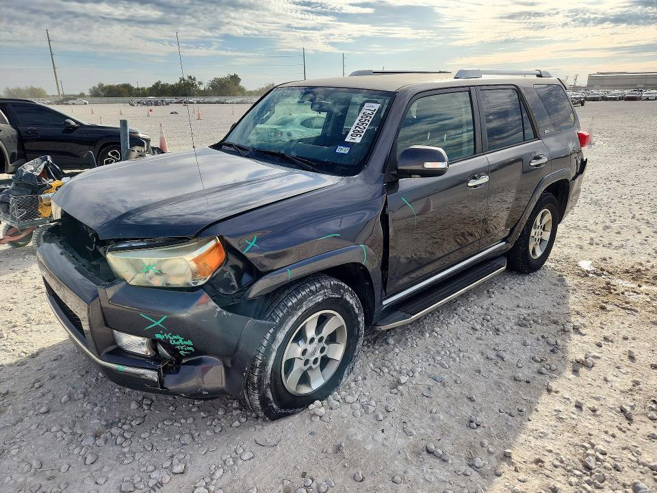 2012 TOYOTA 4RUNNER SR5  