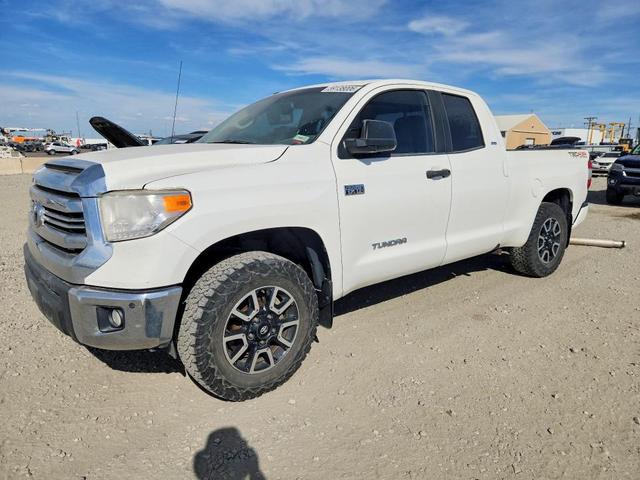 2017 TOYOTA TUNDRA SR5  