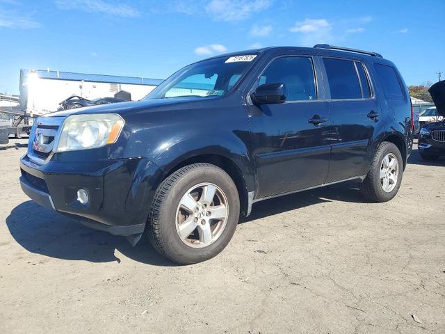 2011 HONDA PILOT EX  