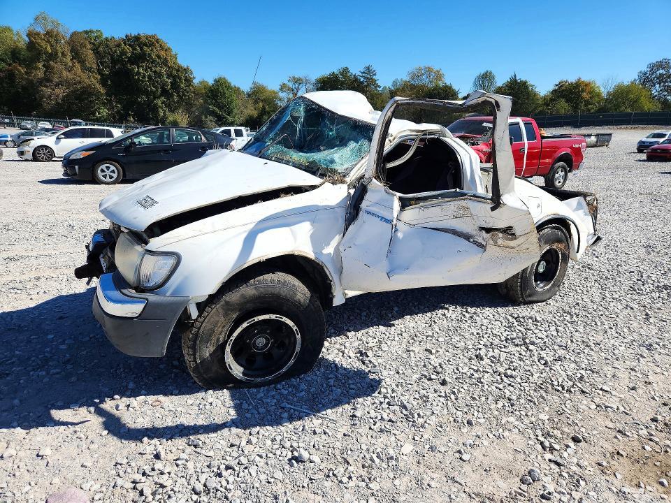 2000 TOYOTA TACOMA BASE  