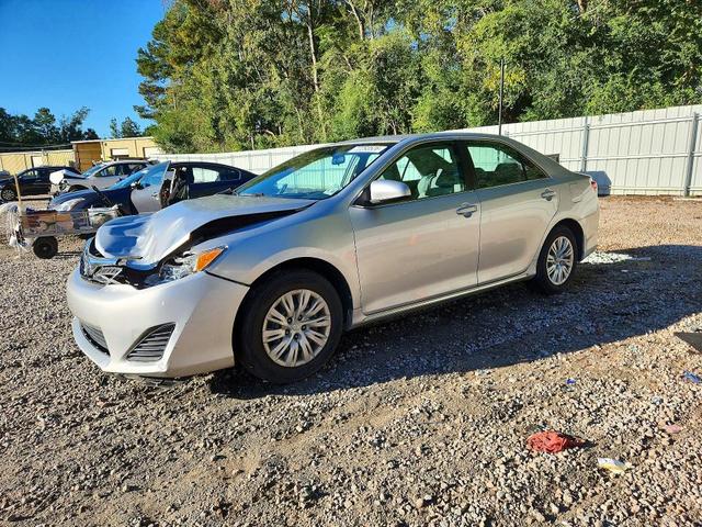 2013 TOYOTA CAMRY LE  