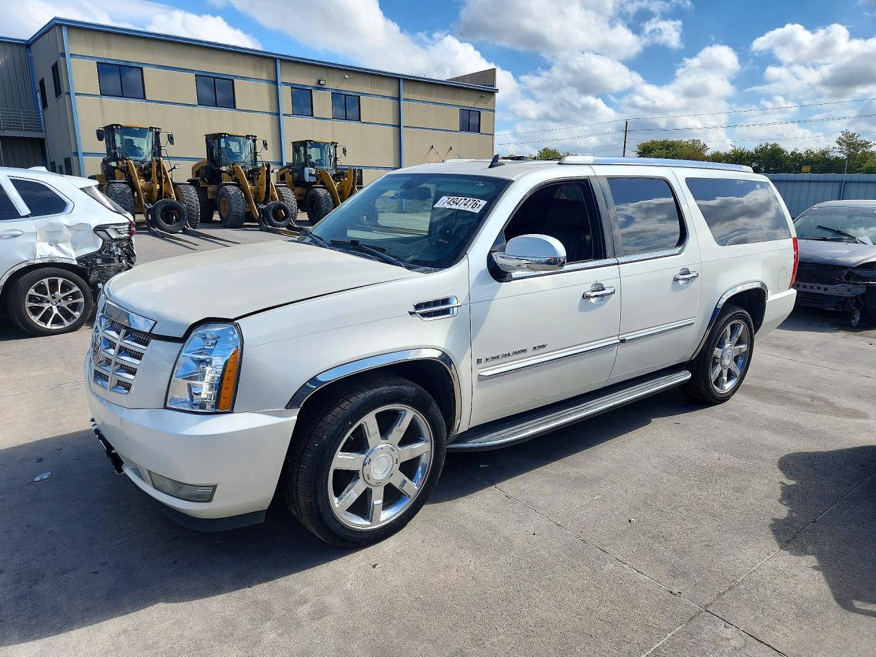 Vue de 2008 CADILLAC ESCALADE ESV, angle 1