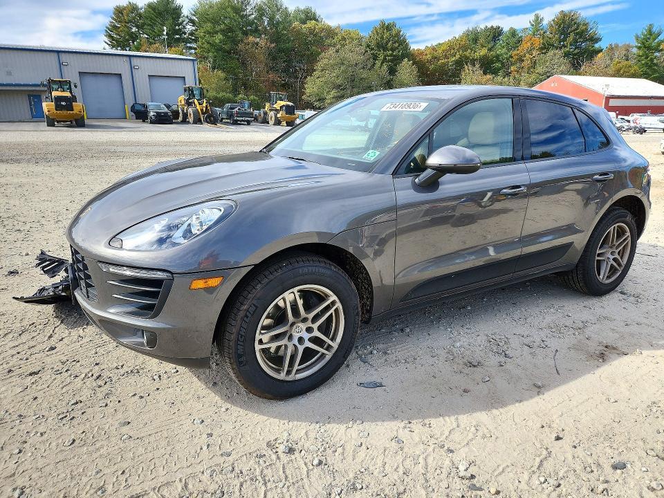 2018 PORSCHE MACAN   