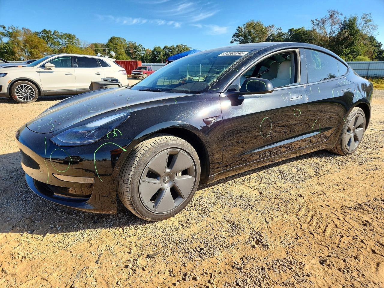 Vista de 2021 TESLA MODEL 3, ángulo 1