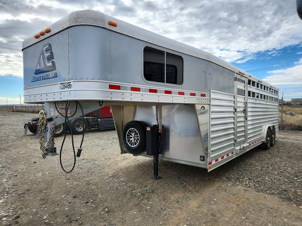 2025 ELITE LS-MT LIVESTOCK TRAILER