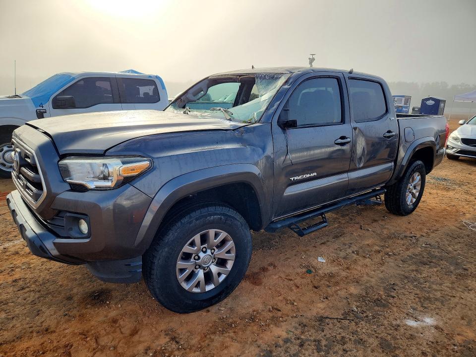 2017 TOYOTA TACOMA SR5 V6  