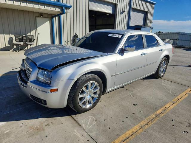 2010 CHRYSLER 300