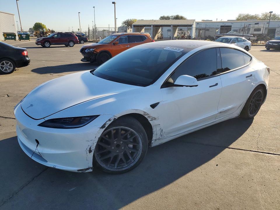 2024 TESLA MODEL 3   