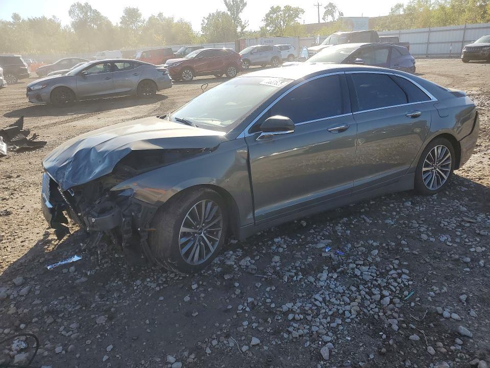 2017 LINCOLN MKZ PREMIERE  