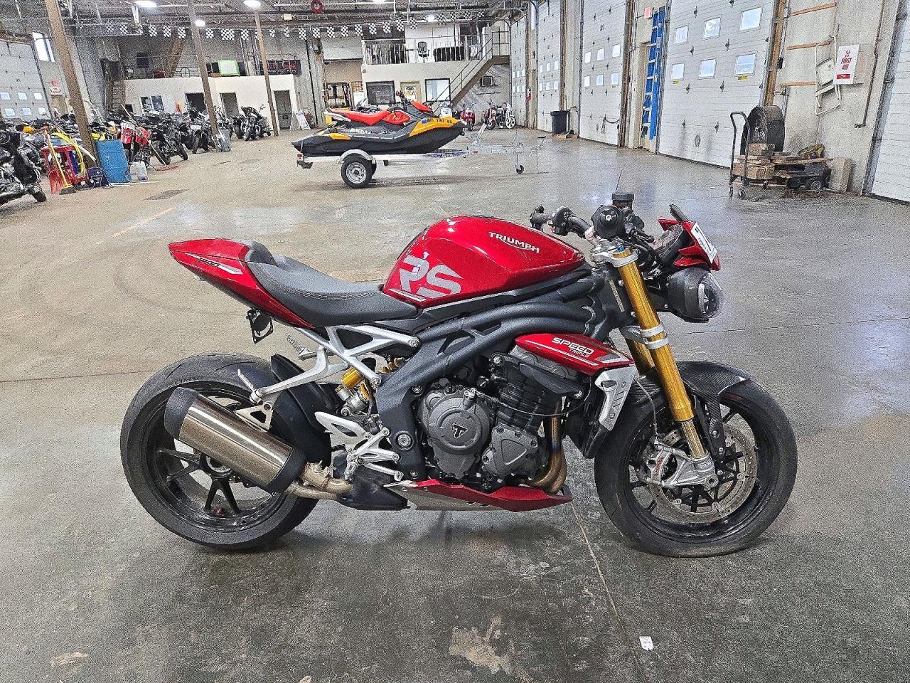 منظر 2024 TRIUMPH MOTORCYCLE SPEED TRIPLE 1200 RS، زاوية 1