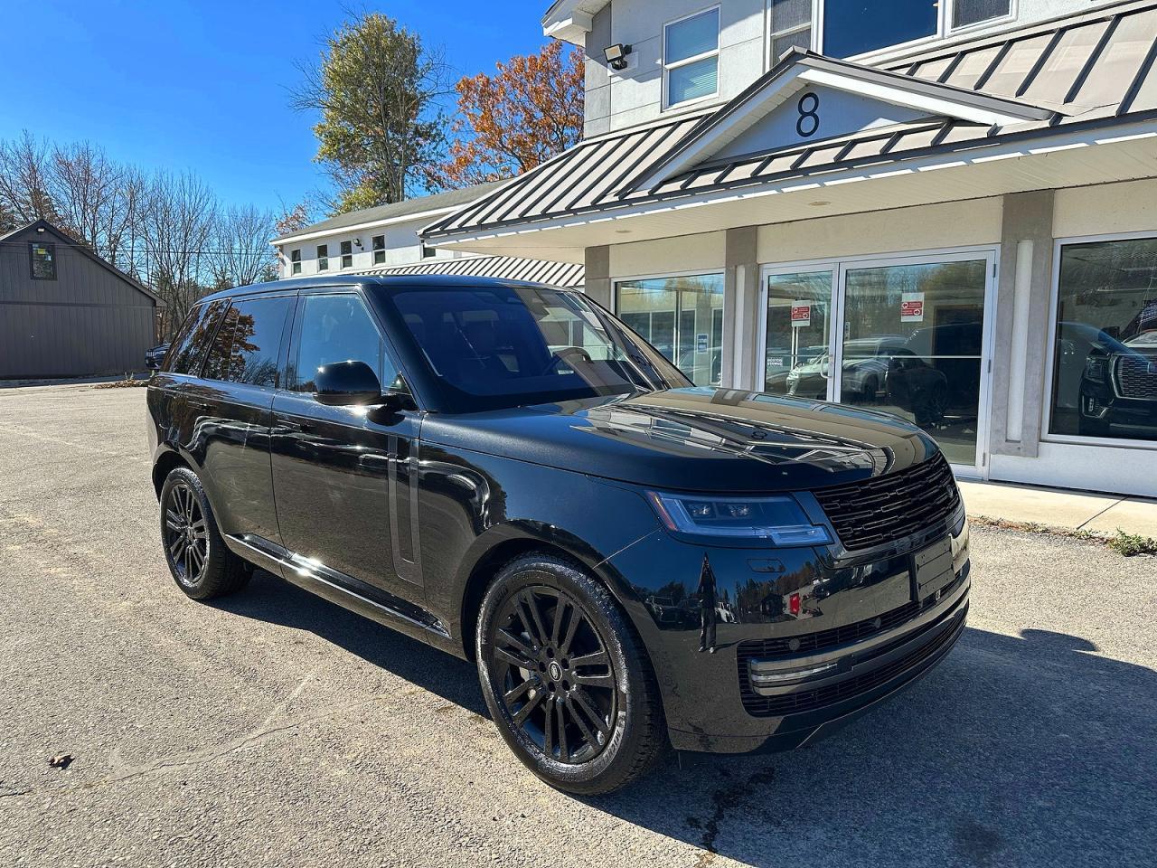 منظر 2023 LAND ROVER RANGE ROVER SE، زاوية 1