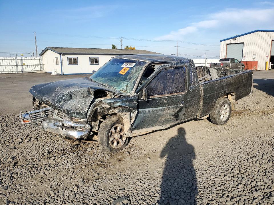 1993 NISSAN TRUCK BASE  