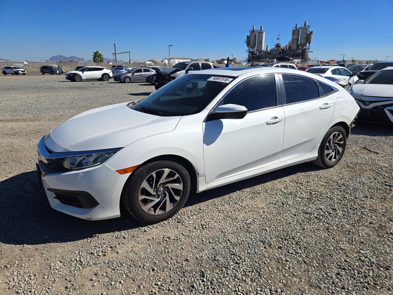 Vue de 2016 HONDA CIVIC EX, angle 1