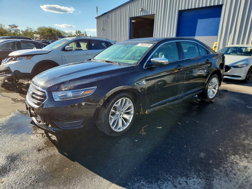 2015 FORD TAURUS LIMITED  