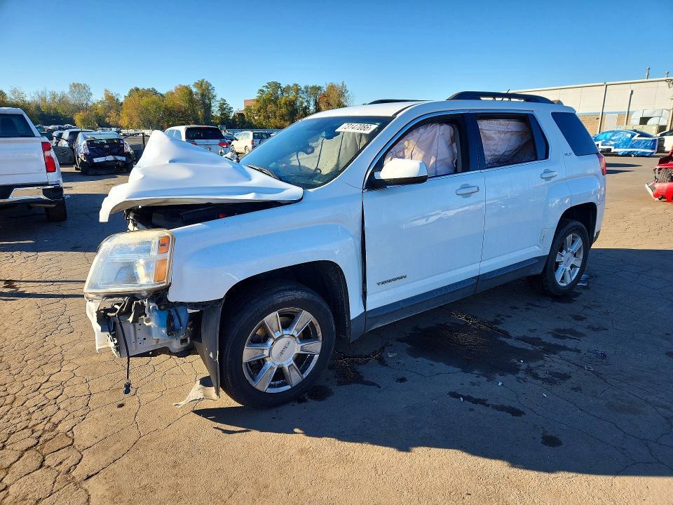 2013 GMC TERRAIN SLE  