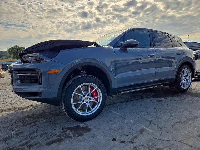 2026 PORSCHE CAYENNE S  